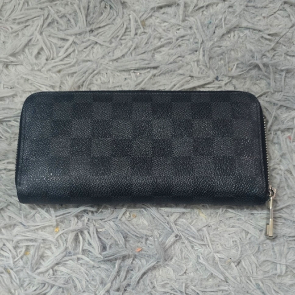 Louis Vuitton Damier Graphite Black/Gray Vertical Zip Long Wallet (EUC)COA🤍🖤🤍 - Picture 12 of 15